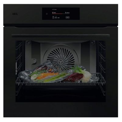 AEG pečící trouby s čističem zdarma