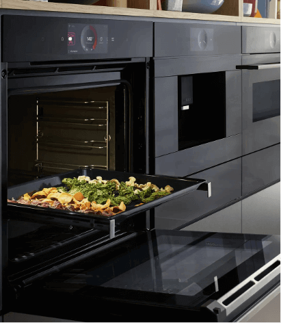 20838881_REU_PCC_LikeABosch_2_0_CookHealthy_Still_Oven_06AirFry-Product_3200x1240px_RGB